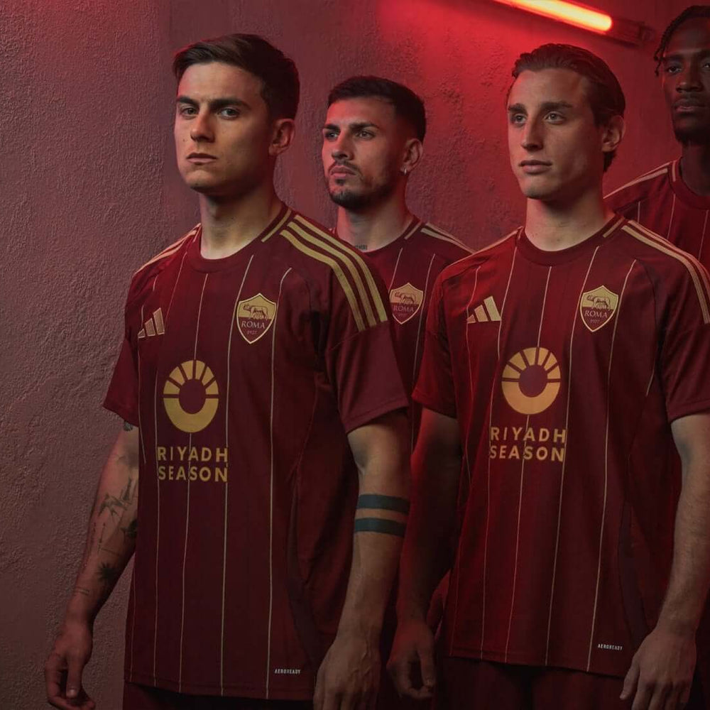 Adidas presenta la nuova maglia Roma 2024/25