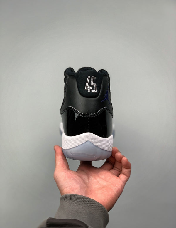 Nike Air Jordan 11 Retro Space Jam | Provehito