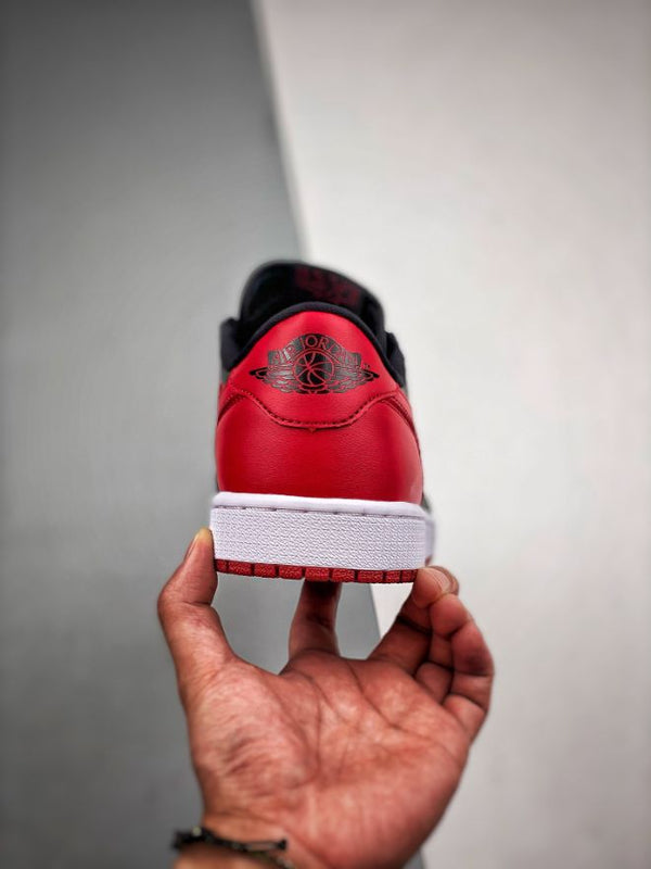 Nike Air Jordan 1 Retro Low Bred | Provehito