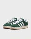 Adidas Campus 00s verde scuro in camoscio con 3 stripes bianche suola panna e fondo gum vista frontale