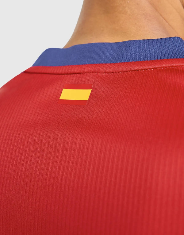 Bandiera della Spagna sul retro del colletto della maglia Atletico Madrid Home 2026/2027