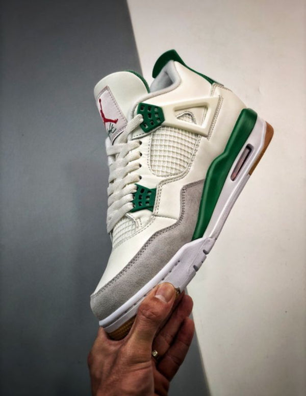 Nike Air Jordan 4 Retro SB Pine Green