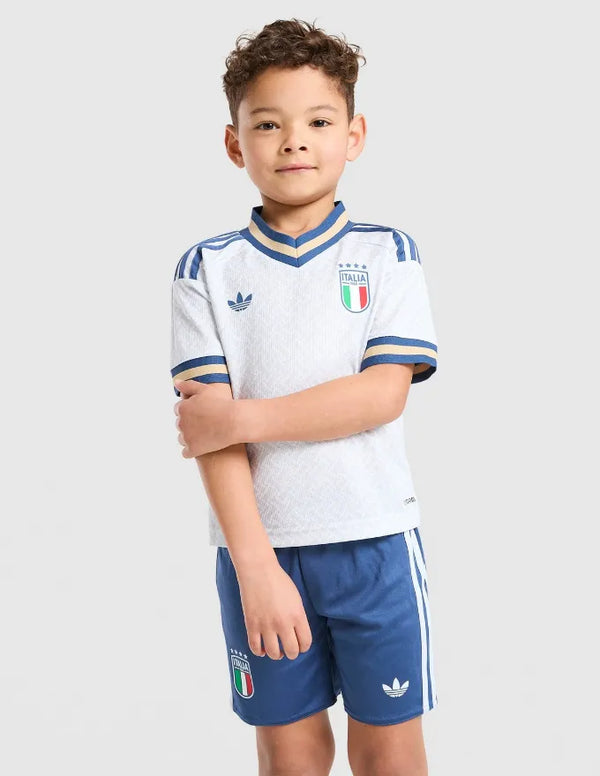 Italia Completino Away 2026 Bambino Adidas Originals - Maglia e Pantaloncini Bianchi e Blu | Provehito