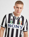 Dettaglio maglia Juventus Home 1995/1996 Kappa con stemma Juve due stelle colletto polo e sponsor Sony blu su strisce bianconere