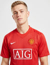 Dettaglio maglia Manchester United Home 2007/2008 Nike con stemma Manchester United e colletto a V