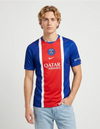PSG maglia home 2026/2027 Nike blu con banda rossa verticale centrale bordi bianchi e sponsor Qatar Airways