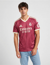 Terza maglia Real Madrid Adidas rosa – indossata fronte