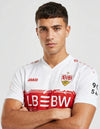 Stoccarda Maglia Home 2025/2026 Jako - Dettaglio Stemma VfB Stella Dorata e Fascia Rossa