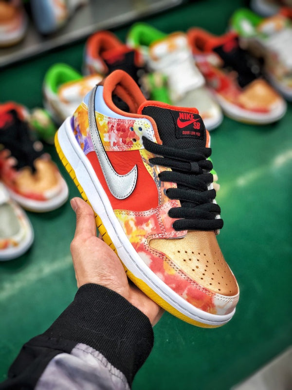 Nike SB Dunk Low Street Hawker