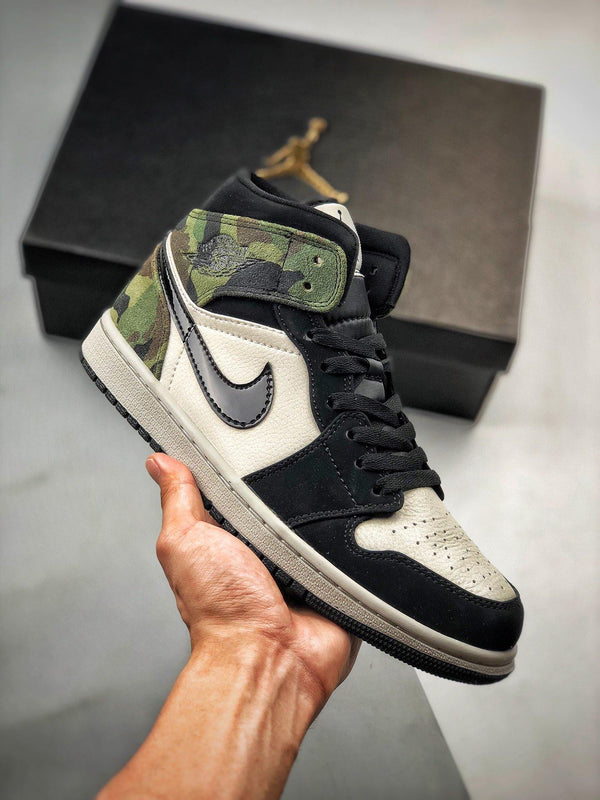 Nike Air Jordan 1 MID D2144 - Provehito