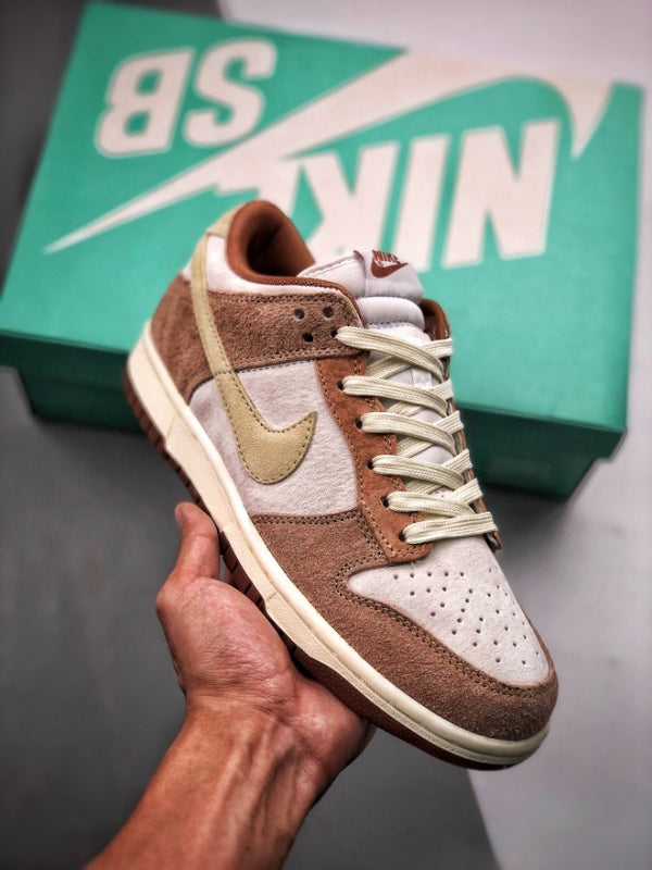 Nike SB Dunk Low Medium Curry