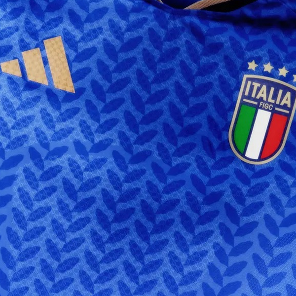 Italia Maglia Home 2026: L'Analisi Completa del Nuovo Kit Azzurro