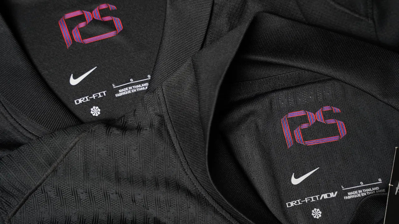 Confronto maglia calcio versione authentic e versione fan stadium