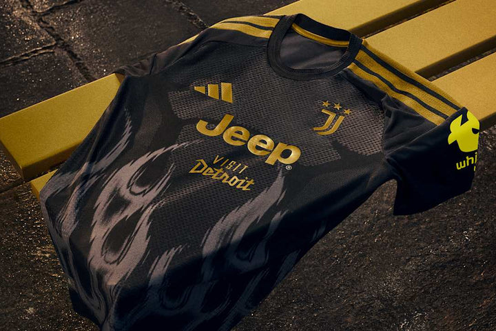 Maglia Juventus Third 2026/2027: la nuova terza maglia nera e oro Adidas