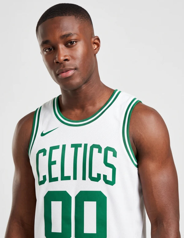 Canotta Boston Celtics Association Swingman dettaglio girocollo e wordmark Celtics