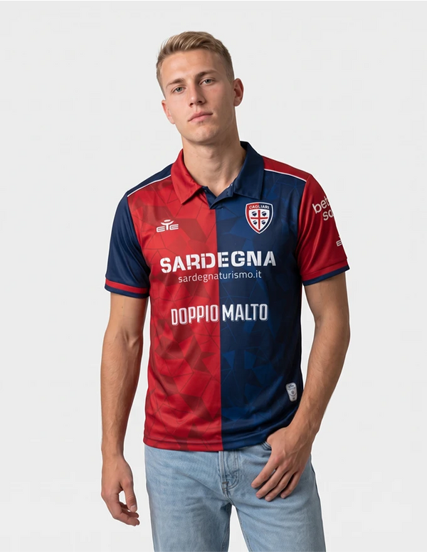 Maglia Cagliari Home 2026/2027 Erreà rossoblu con sponsor Sardegna e Doppio Malto
