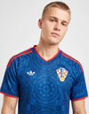 Dettaglio maglia Croazia Away 2026 stemma HNS logo Adidas