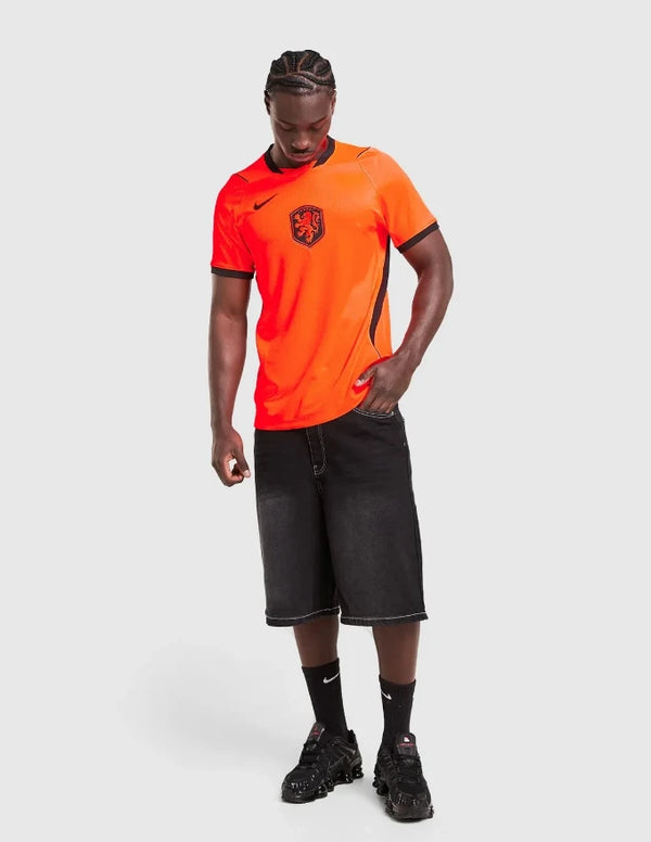 Olanda Maglia Home 2026 Nike Arancione con Dettagli Neri | Provehito