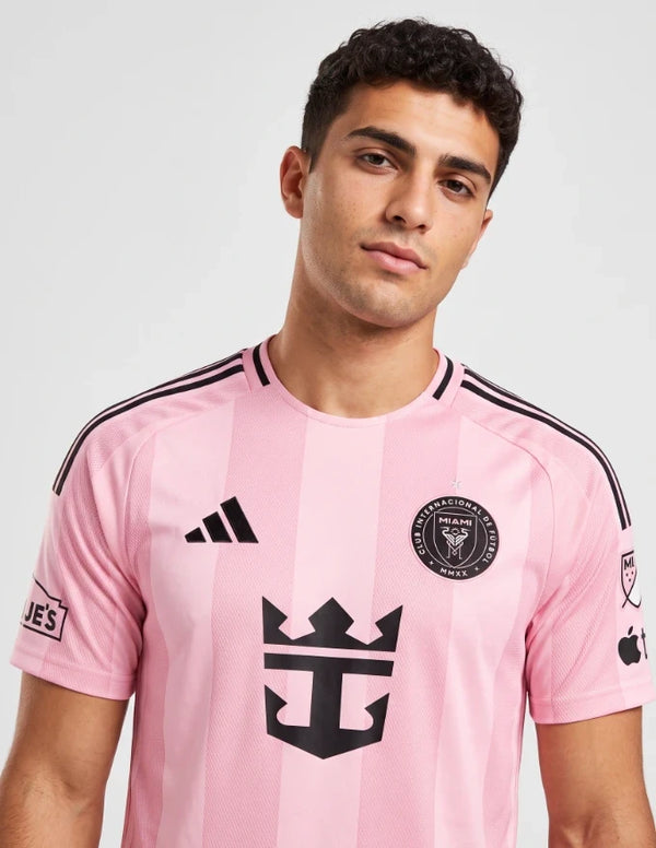Maglia Home Inter Miami 2026/2027 Adidas rosa – dettaglio stella campione MLS 2025