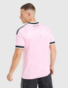 Maglia Juventus Away 2026/2027 adidas rosa con tre strisce nere sulle spalle