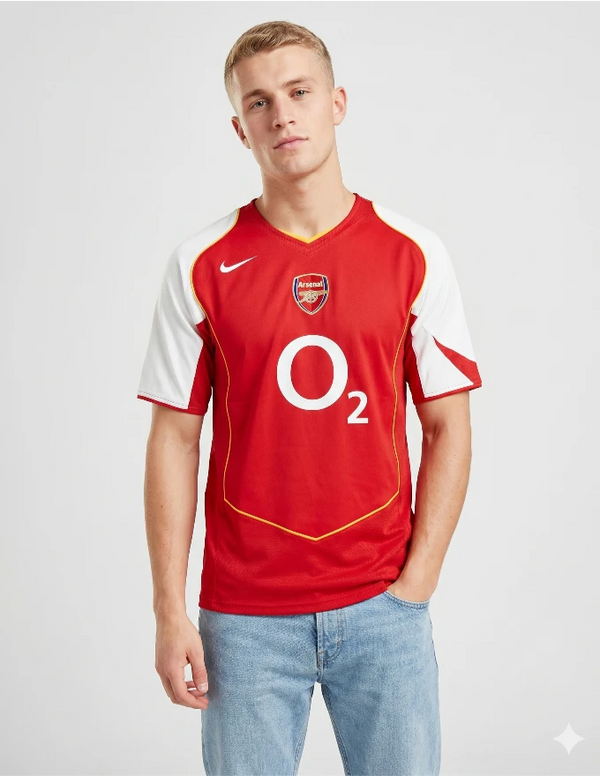 Maglia Arsenal Home 2004/2005 Nike rossa con maniche bianche bordi oro e sponsor O2 bianco