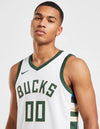 Canotta Milwaukee Bucks Association Swingman dettaglio wordmark Bucks