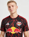 new york red bulls maglia home 2026 2027 adidas dettaglio stemma logo tori