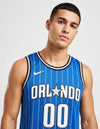 Dettaglio scritta ORLANDO e numero 00 sulla Canotta Icon Swingman Nike