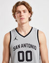 Canotta San Antonio Spurs Statement Swingman 2025/2027 Jordan Brand con wordmark San Antonio, vista frontale ravvicinata